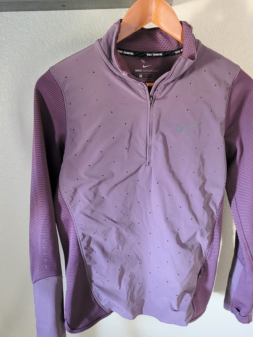 Nike Running Jacket Purple Size Medium